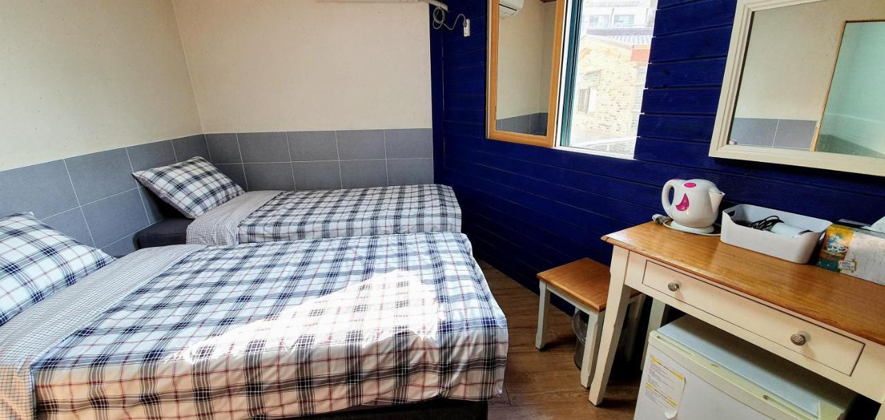 New Sun Guesthouse Myeongdong Seoul Exterior photo